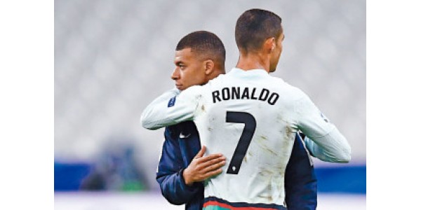 Real Madryt i Kylian Mbappé mają ostatni krok w lewo